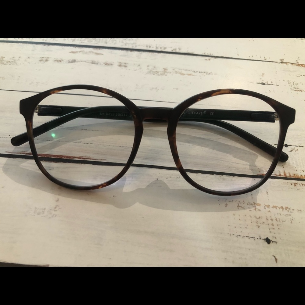 Blue light glasses
